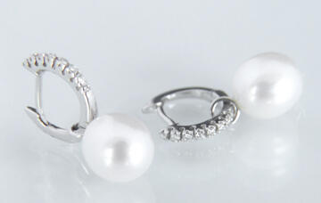 Aretes con perlas