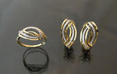 Aretes y anillo oro Amarillo