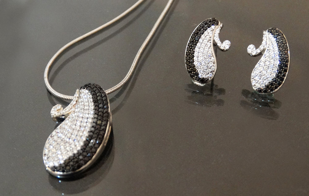 Aretes y dije de plata