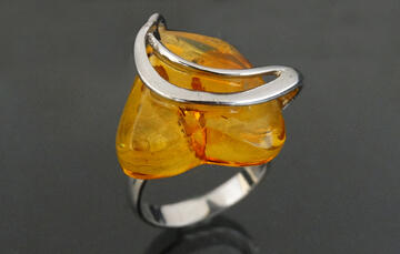 Anillo ámbar plata