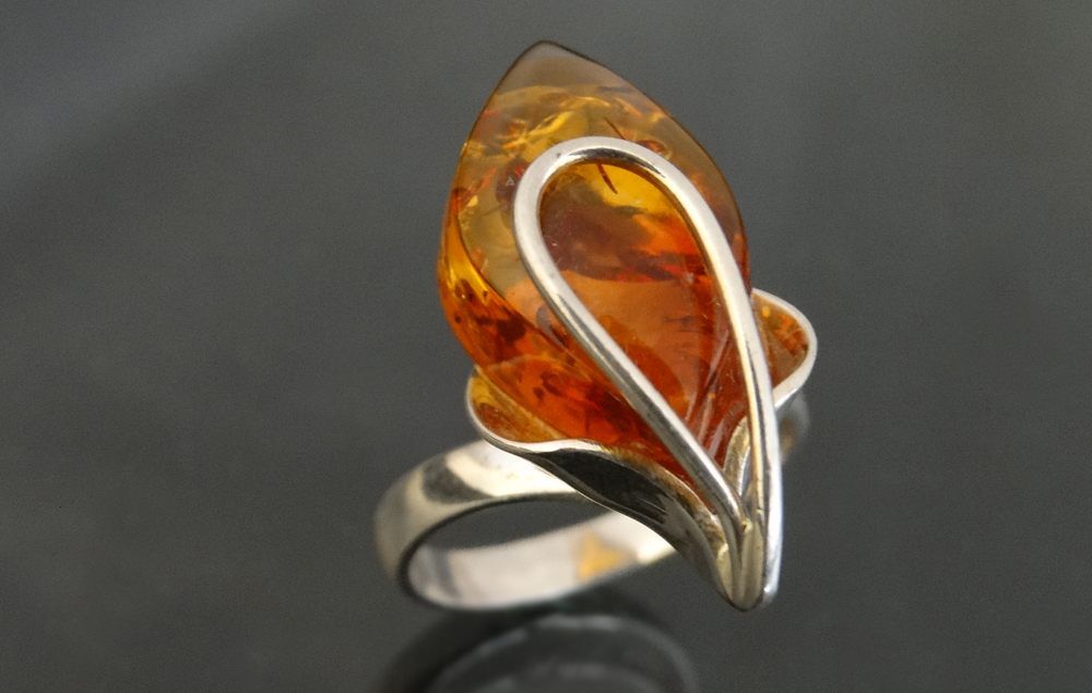 Anillo ámbar plata
